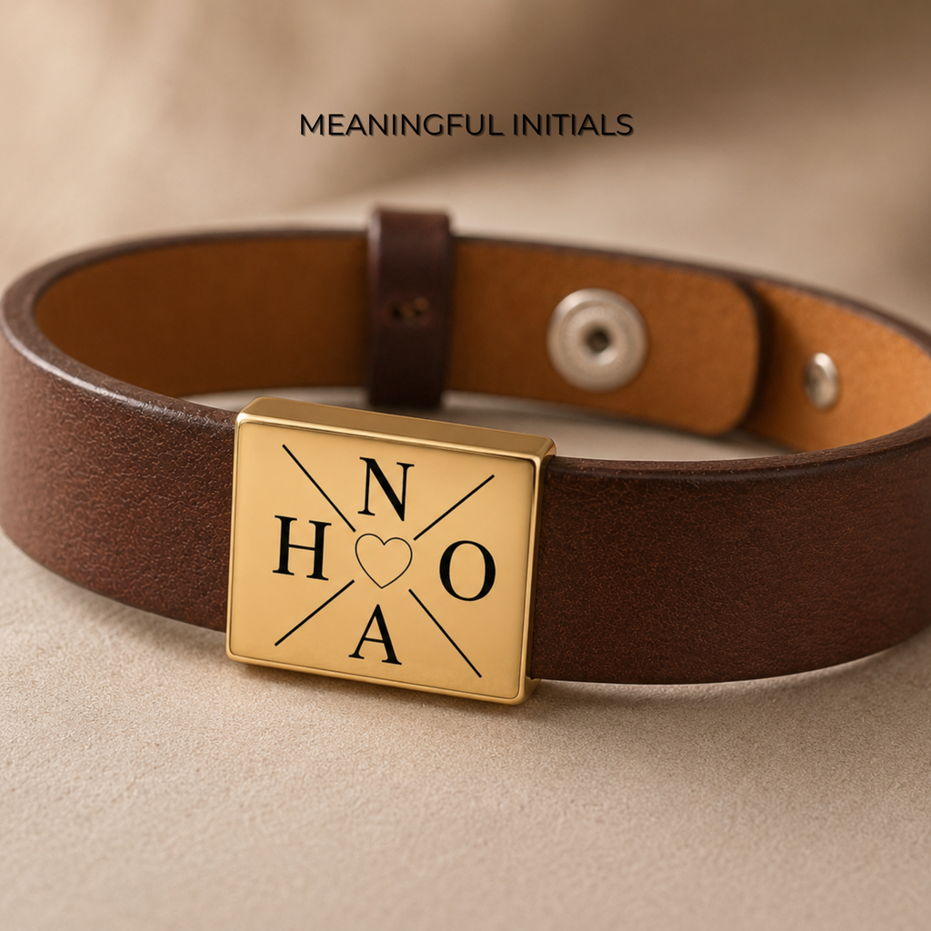 Gravur Armband Leder  für Männer– Meaningful Initials-Kreuz Design
